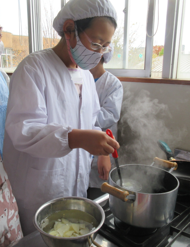 Screenshot 2025-11-18 16.34.03